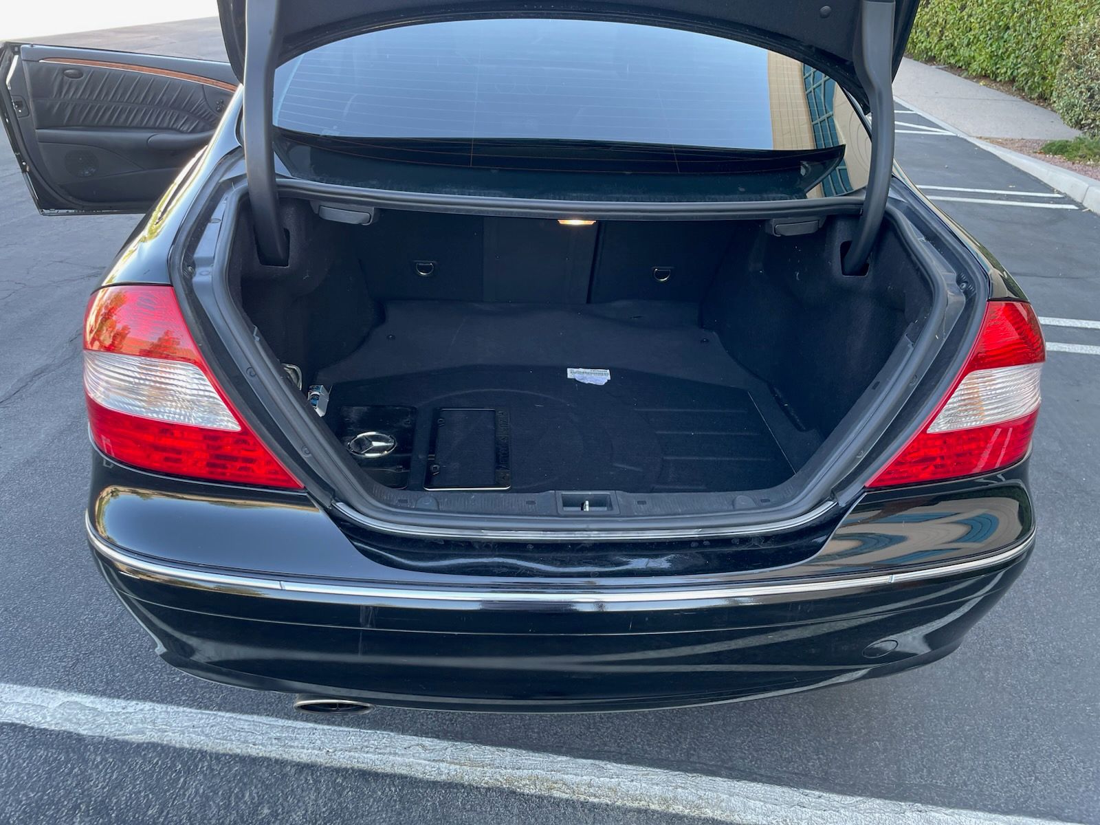 Used 2008 Mercedes-Benz CLK 350 Coupe image 9