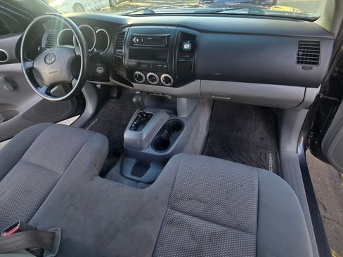 Used 2009 Toyota Tacoma 2WD Regular Cab image 9