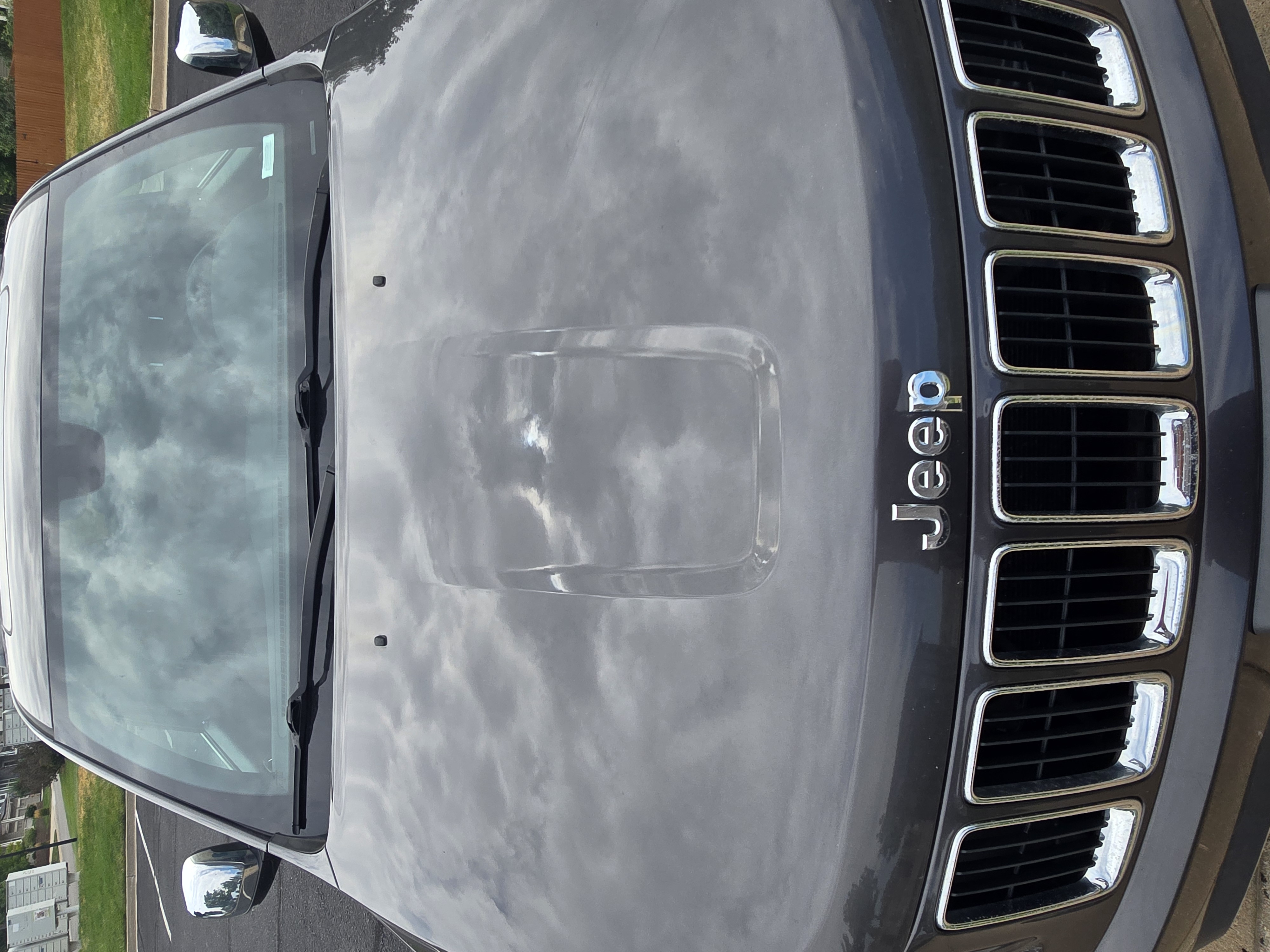 Used 2015 Jeep Grand Cherokee Limited AWD/4WD image 4