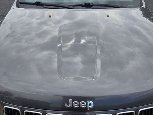 Used 2015 Jeep Grand Cherokee Limited image 4