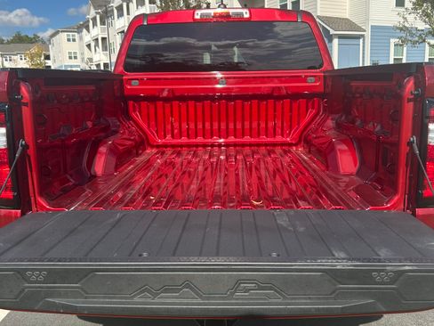 Used 2023 GMC Canyon Elevation w/ Trailering Package image 9