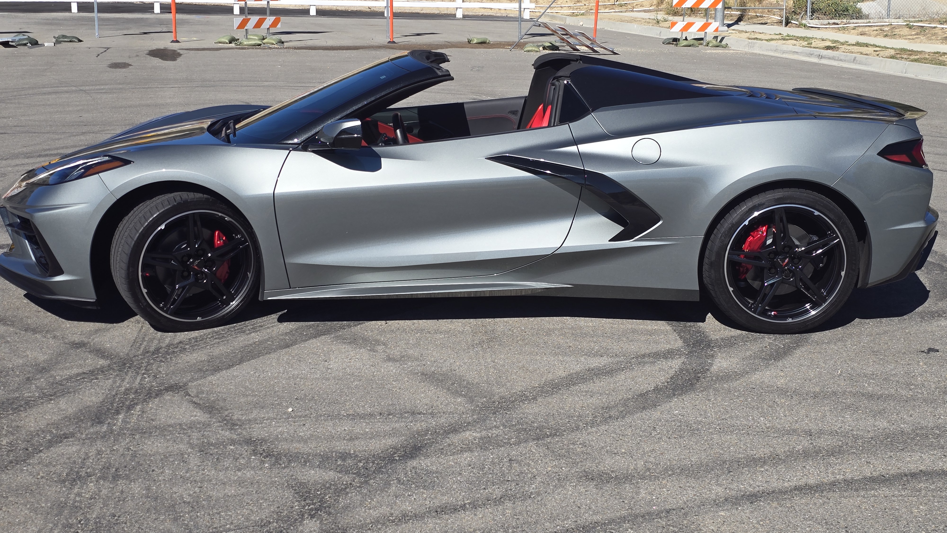 Used 2024 Chevrolet Corvette Stingray Preferred Conv w/ Stealth Interior Trim Package RWD image 8