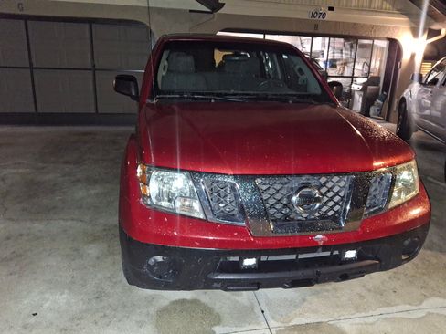 Used 2012 Nissan Frontier S RWD image 2