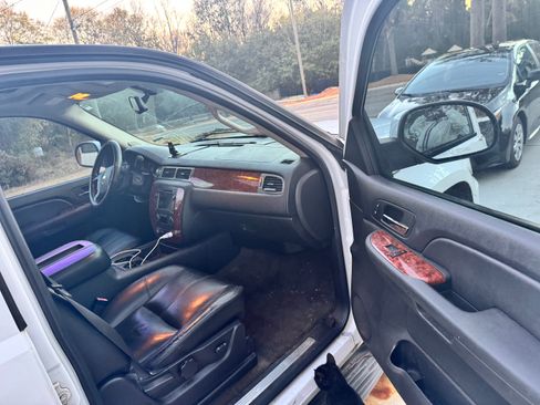 Used 2008 Chevrolet Tahoe 2WD Hybrid image 6