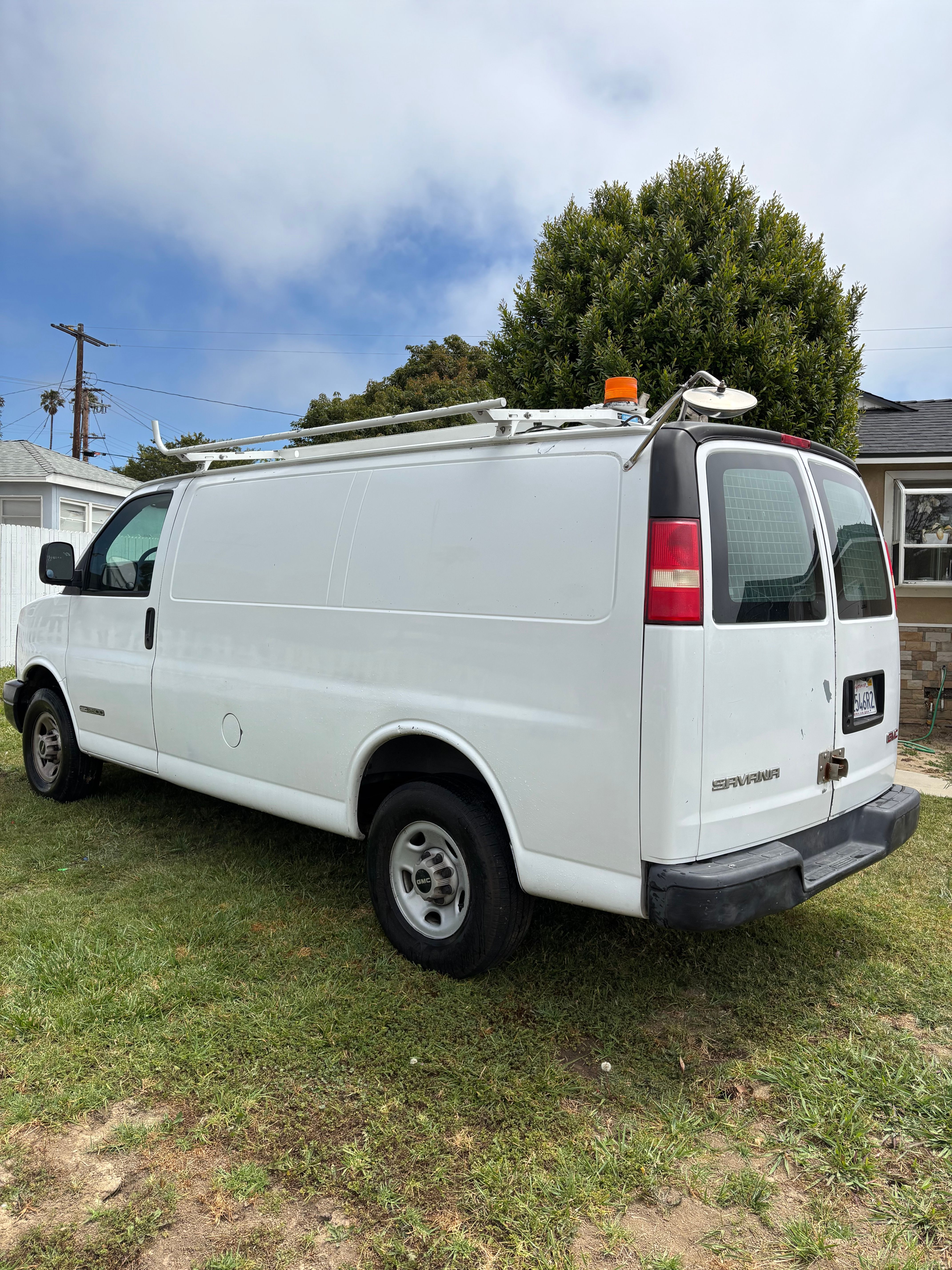 Used 2006 GMC Savana 2500 RWD image 4