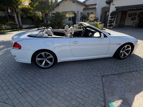 Used 2008 BMW 650i Convertible image 1
