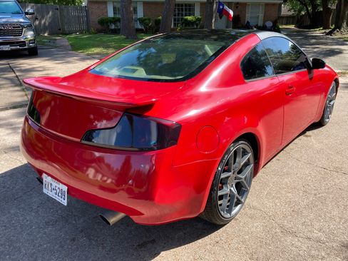 Used 2003 INFINITI G35 Coupe w/ Premium Pkg RWD image 2