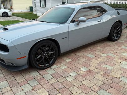 Used 2022 Dodge Challenger R/T w/ Blacktop Package