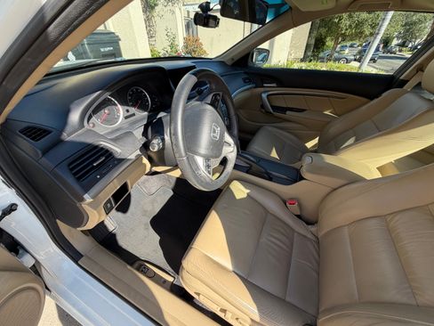 Used 2011 Honda Accord EX-L image 10