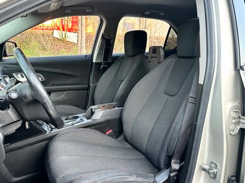 Used 2016 Chevrolet Equinox LT w/ Convenience Package image 17