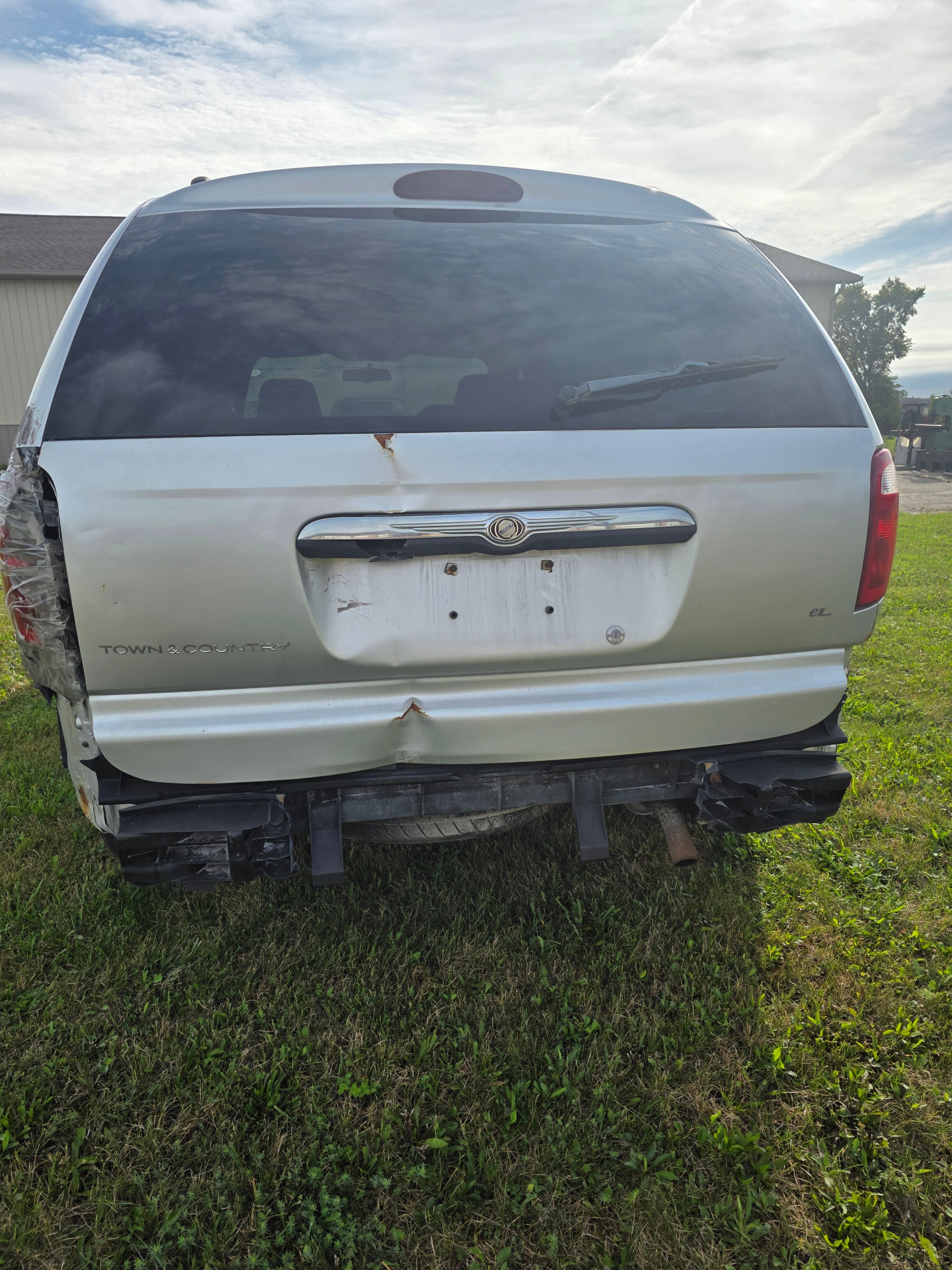 Used 2003 Chrysler Town & Country eL FWD image 9