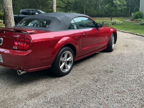 Used 2008 Ford Mustang GT Premium RWD image 5