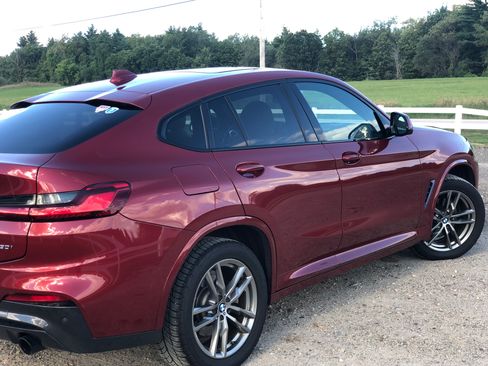 Used 2020 BMW X4 xDrive30i w/ M Sport Package 2 AWD/4WD image 4