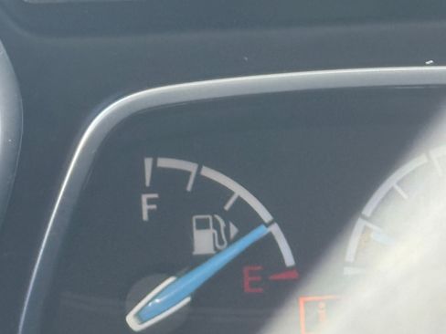 Used 2017 Ford Focus SE image 9