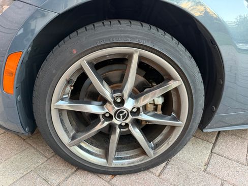 Used 2022 MAZDA MX-5 Miata RF Grand Touring image 12