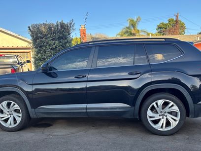 Used 2021 Volkswagen Atlas SE w/ Towing Package
