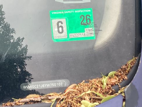 Used 2000 Volkswagen Golf GLS FWD image 4