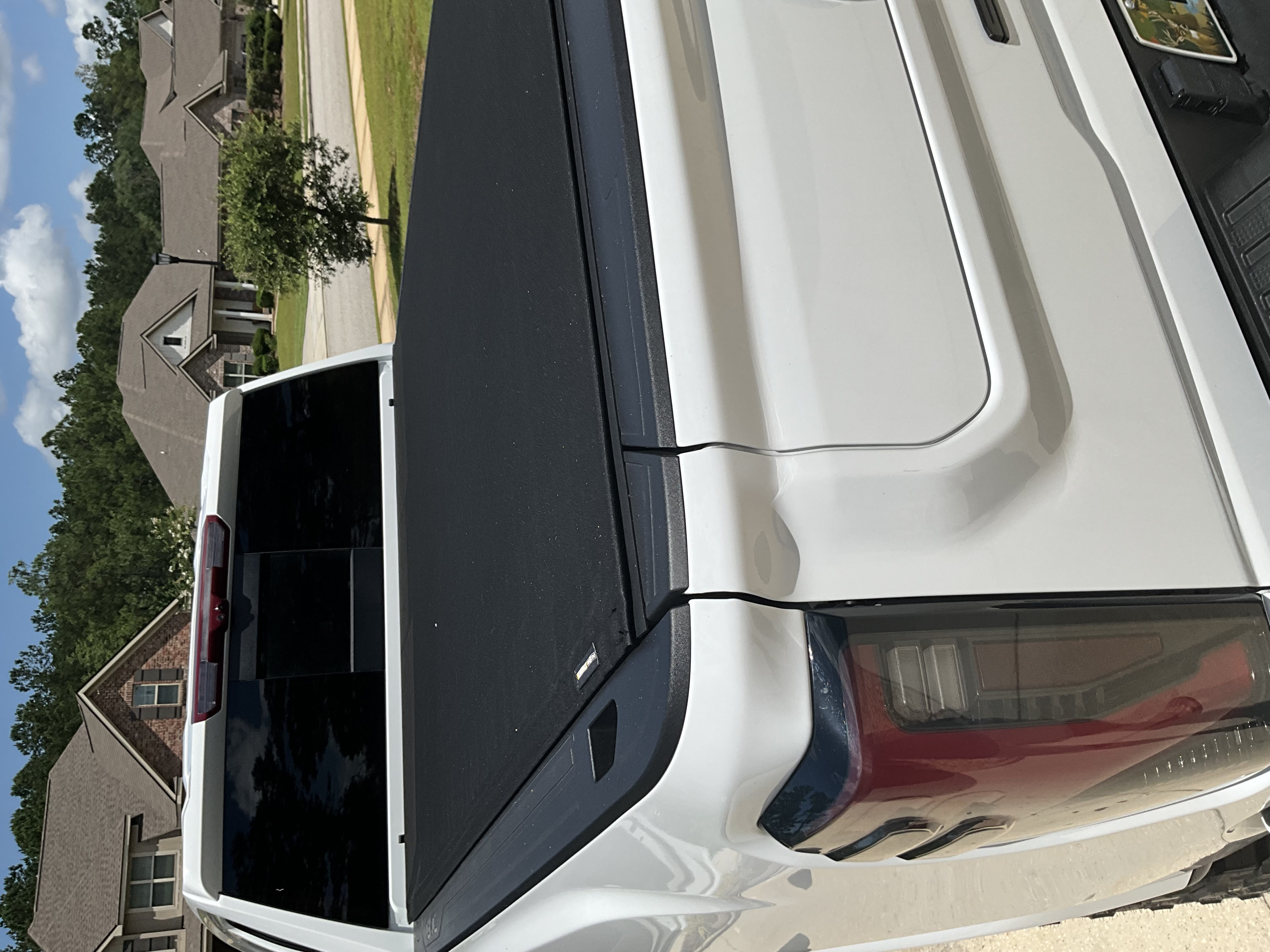 Used 2025 GMC Sierra 2500 AT4 w/ AT4 Premium Plus Package AWD/4WD image 10