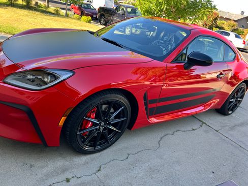 Used 2024 Toyota GR86 TRUENO Edition image 15