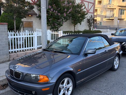 Used 2002 BMW 325Ci Convertible RWD image 1