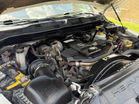 Used 2018 RAM 3500 Laramie AWD/4WD image 25