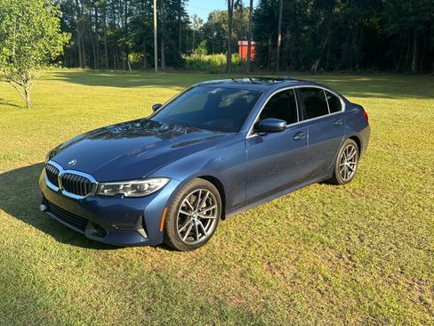 Used 2021 BMW 330i Sedan RWD image 4