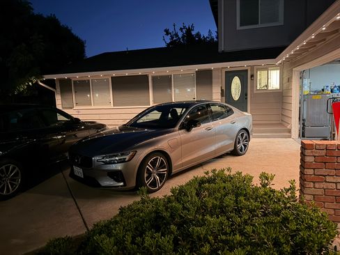 Used 2019 Volvo S60 T8 R-Design AWD/4WD image 31