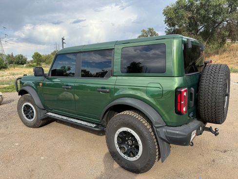 Used 2025 Ford Bronco Badlands AWD/4WD image 9