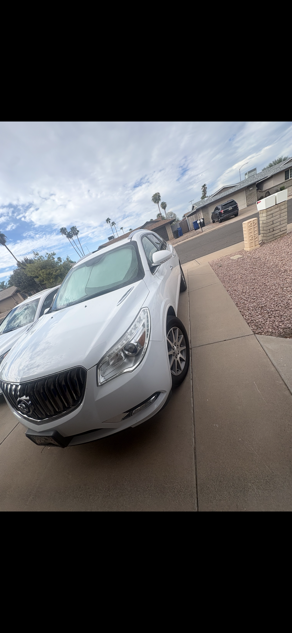 Used 2017 Buick Enclave Leather FWD image 9