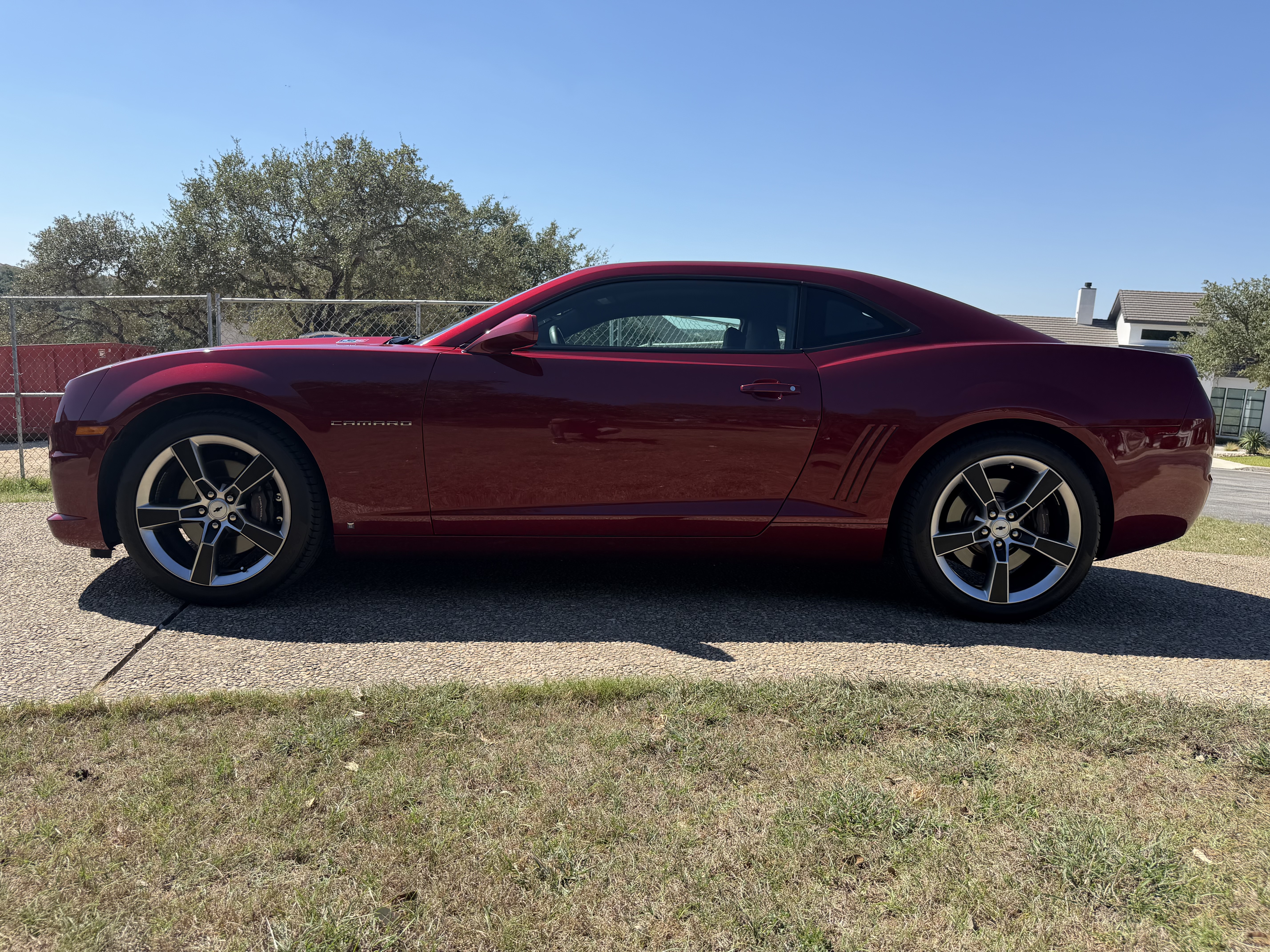 Used 2010 Chevrolet Camaro SS w/ RS Package RWD image 6