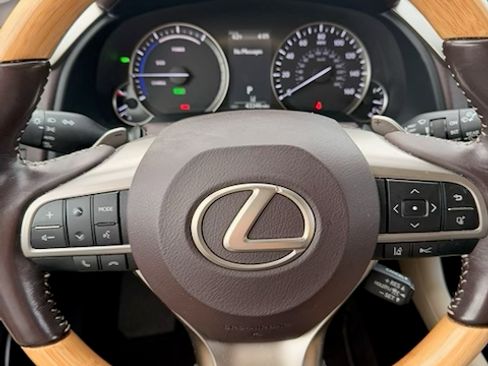 Used 2020 Lexus RX 450hL AWD w/ Premium Package image 13