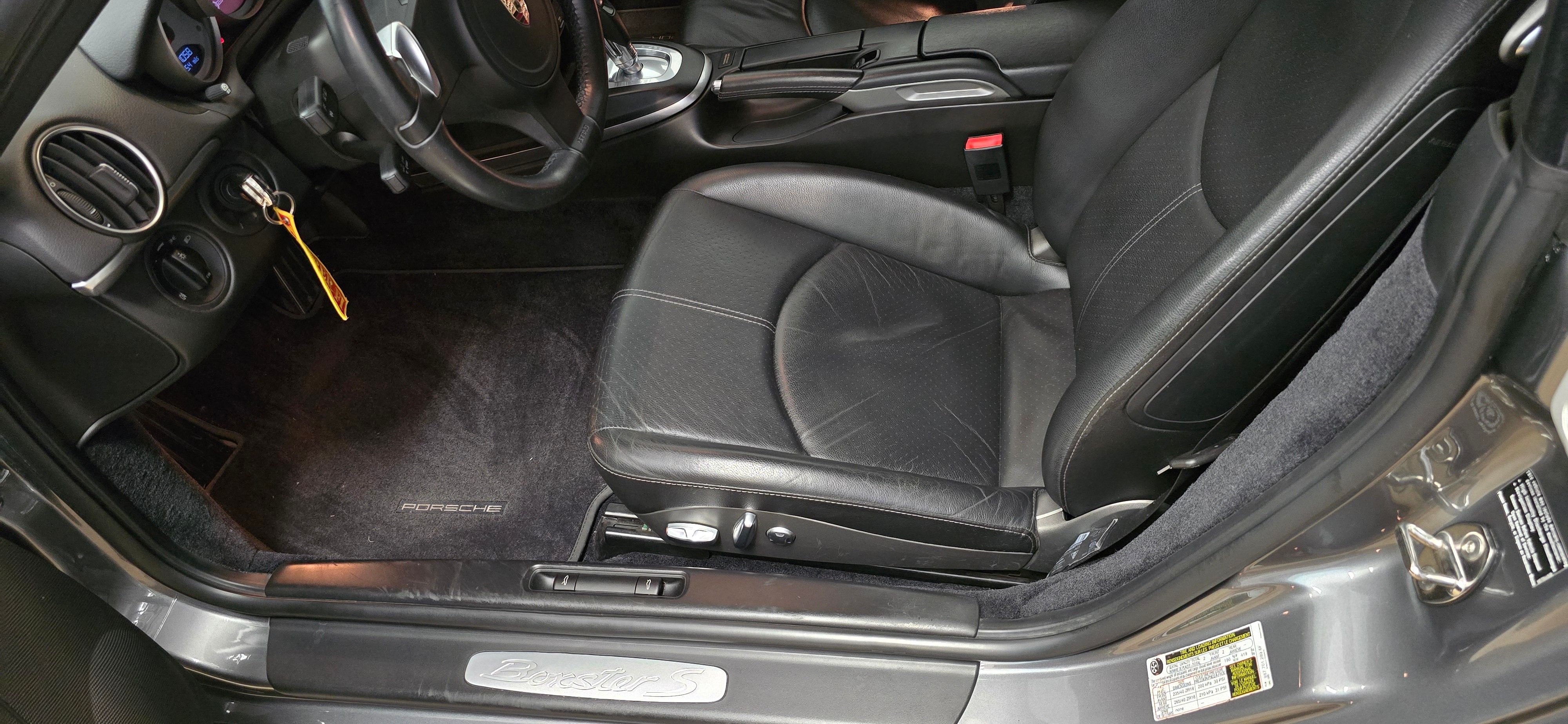 Used 2011 Porsche Boxster S RWD image 10