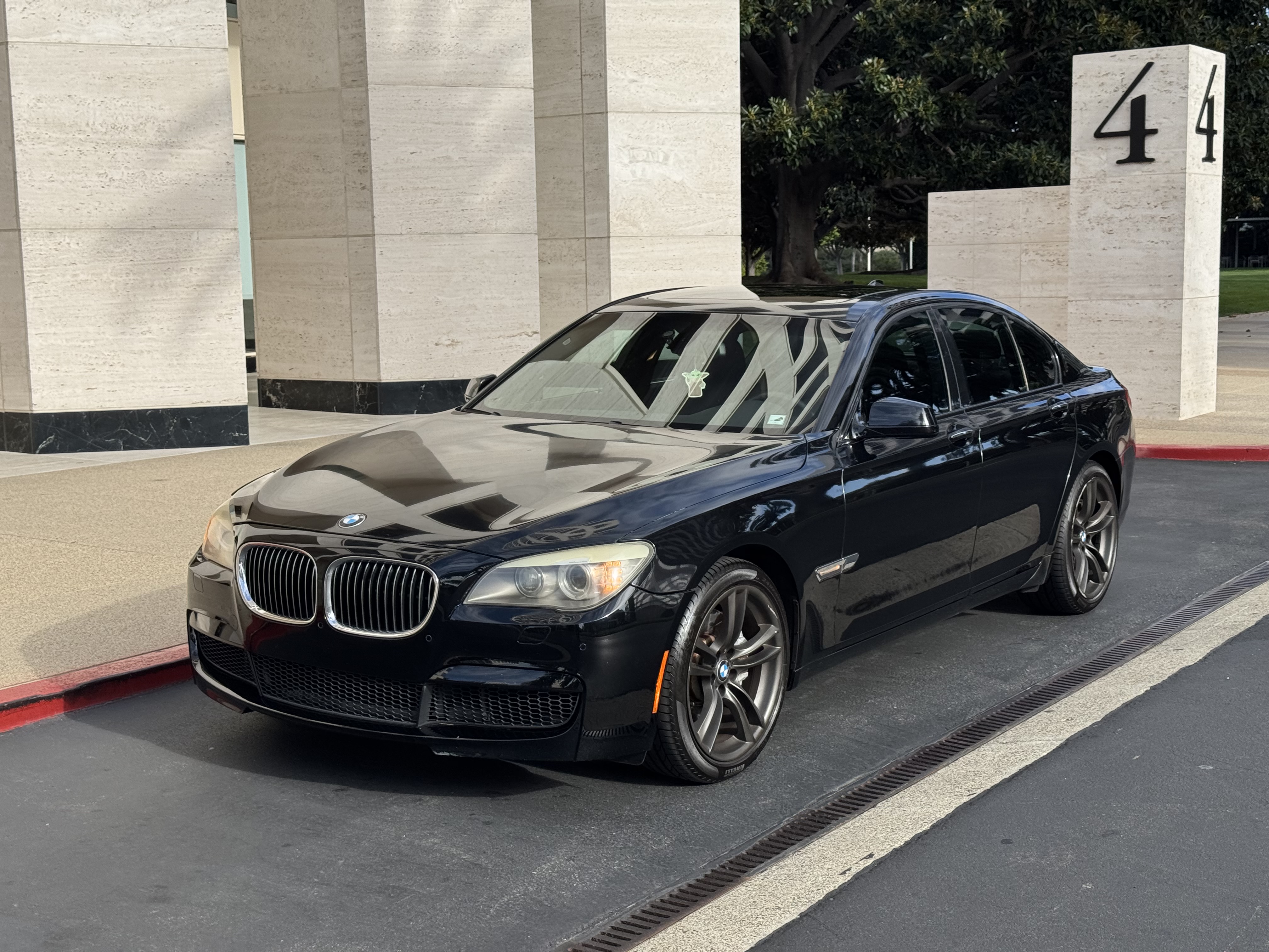 Used 2012 BMW ALPINA B7 RWD image 8