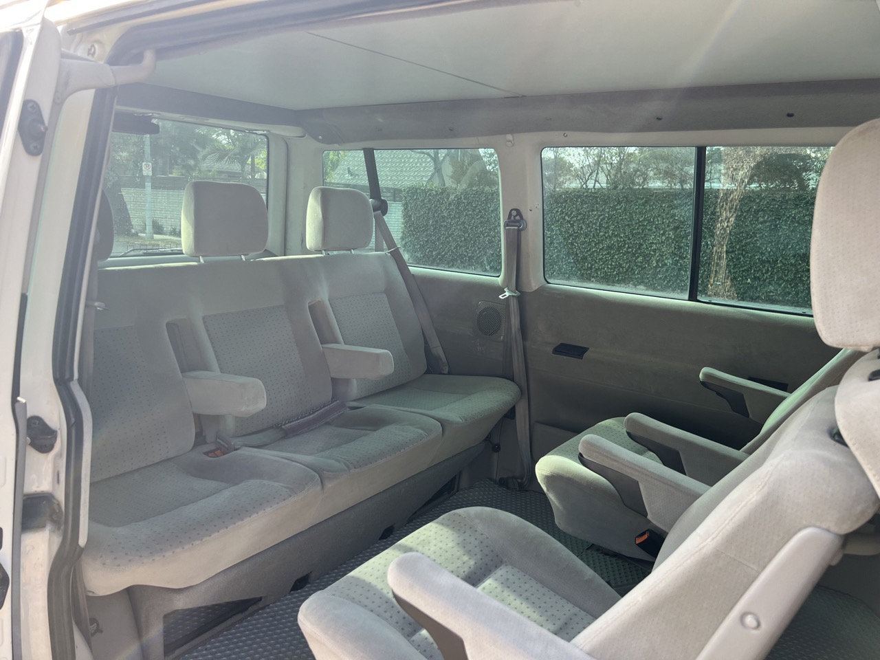 Used 2002 Volkswagen Eurovan GLS FWD image 12
