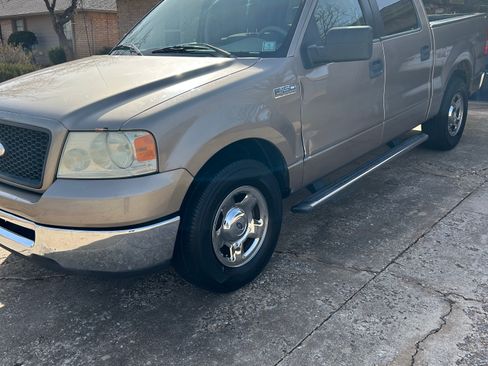 Used 2006 Ford F150 XLT image 5
