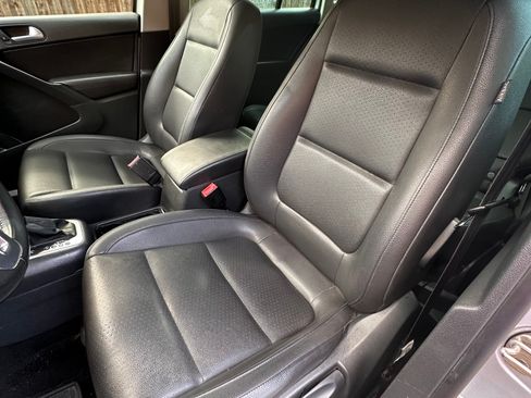 Used 2013 Volkswagen Tiguan SE FWD image 10