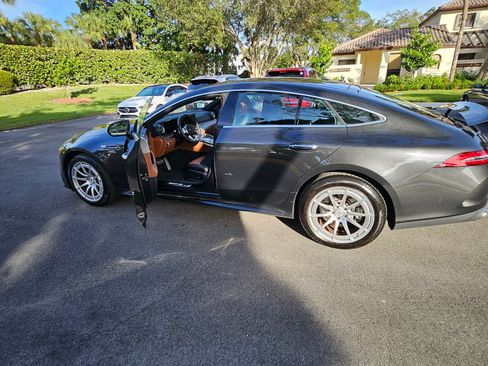 Used 2021 Mercedes-Benz AMG GT 43 image 1