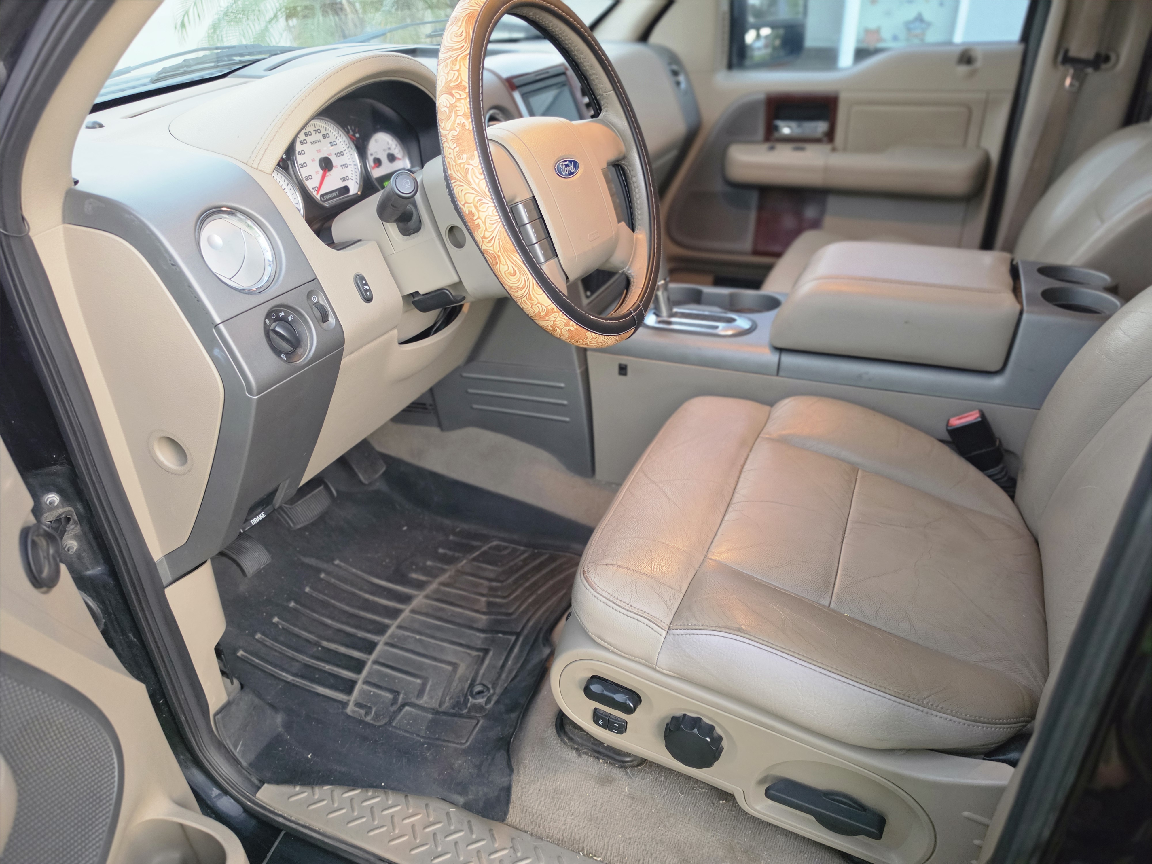 Used 2005 Ford F150 Lariat AWD/4WD image 11