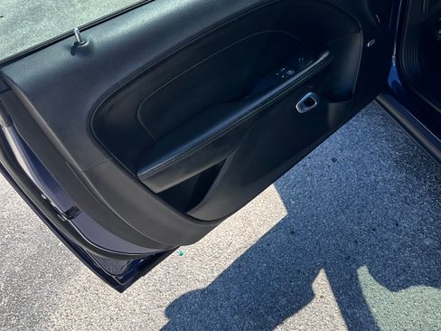 Used 2015 Dodge Challenger SXT Plus w/ Sound Group II image 13