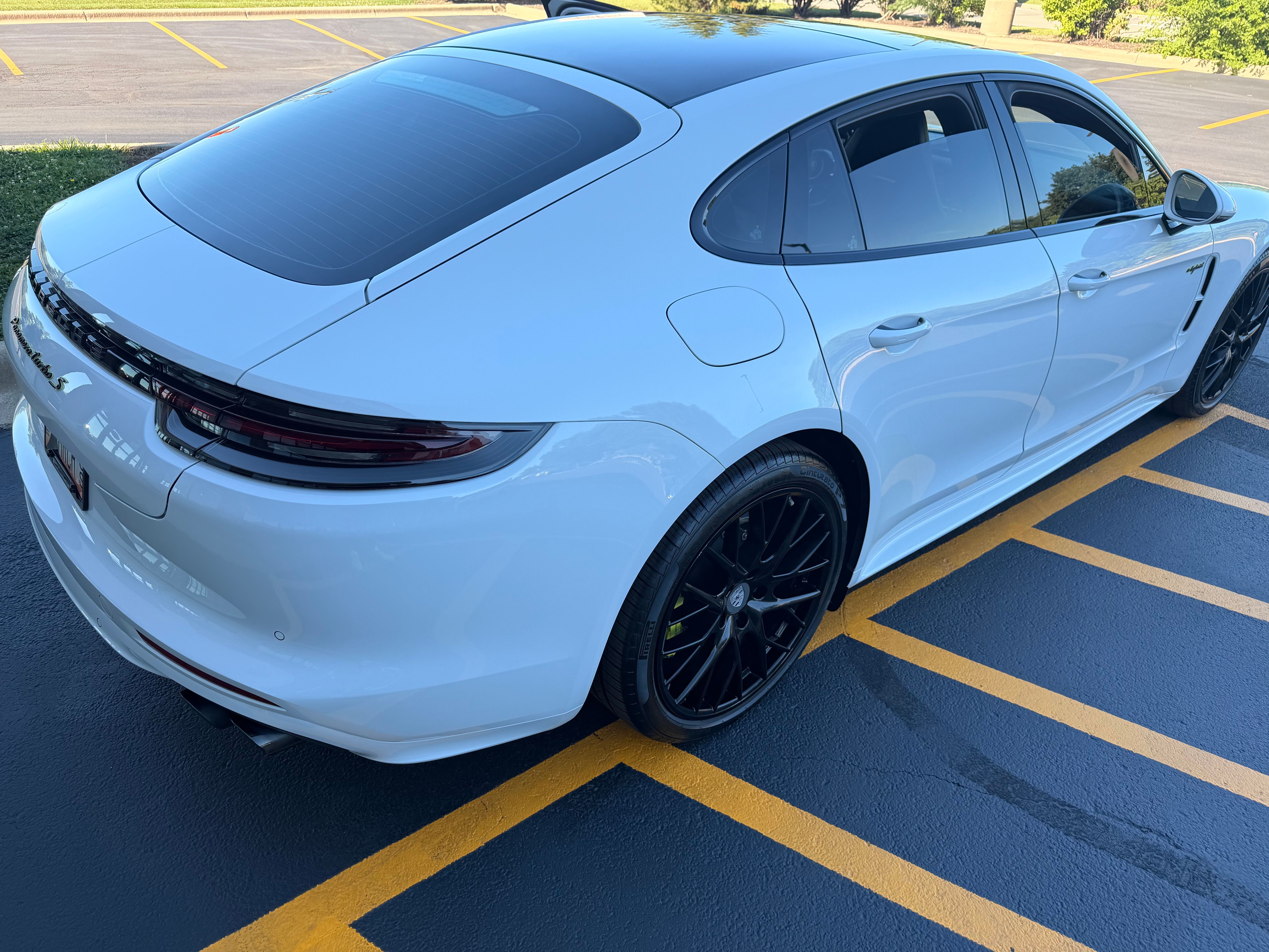 Used 2018 Porsche Panamera Turbo S AWD/4WD image 4