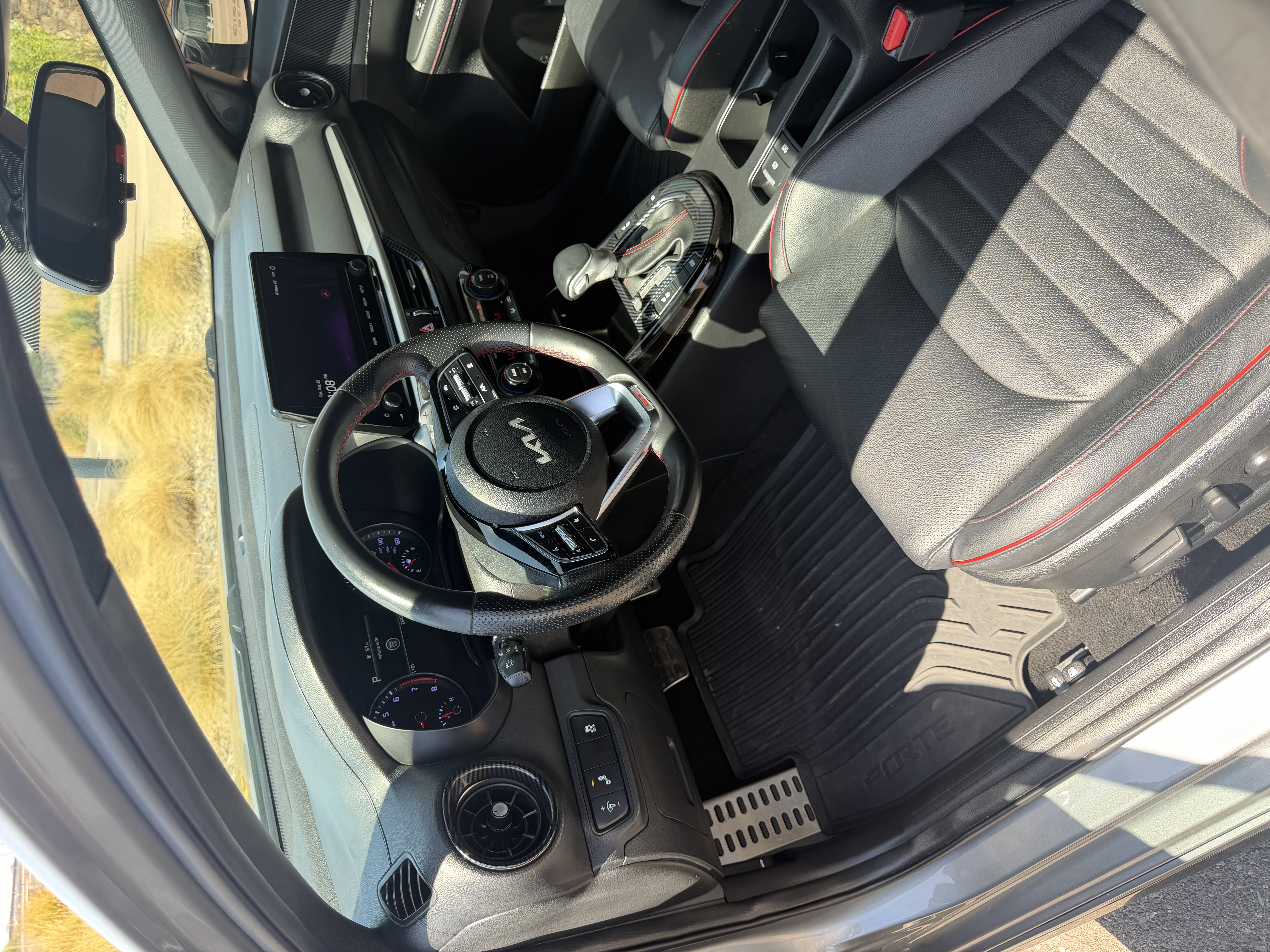 Used 2023 Kia Forte GT w/ GT2 Package FWD image 10
