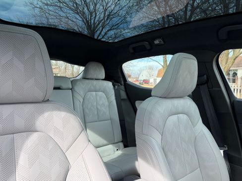 Used 2024 Polestar Polestar 2 w/ Pilot Pack image 17