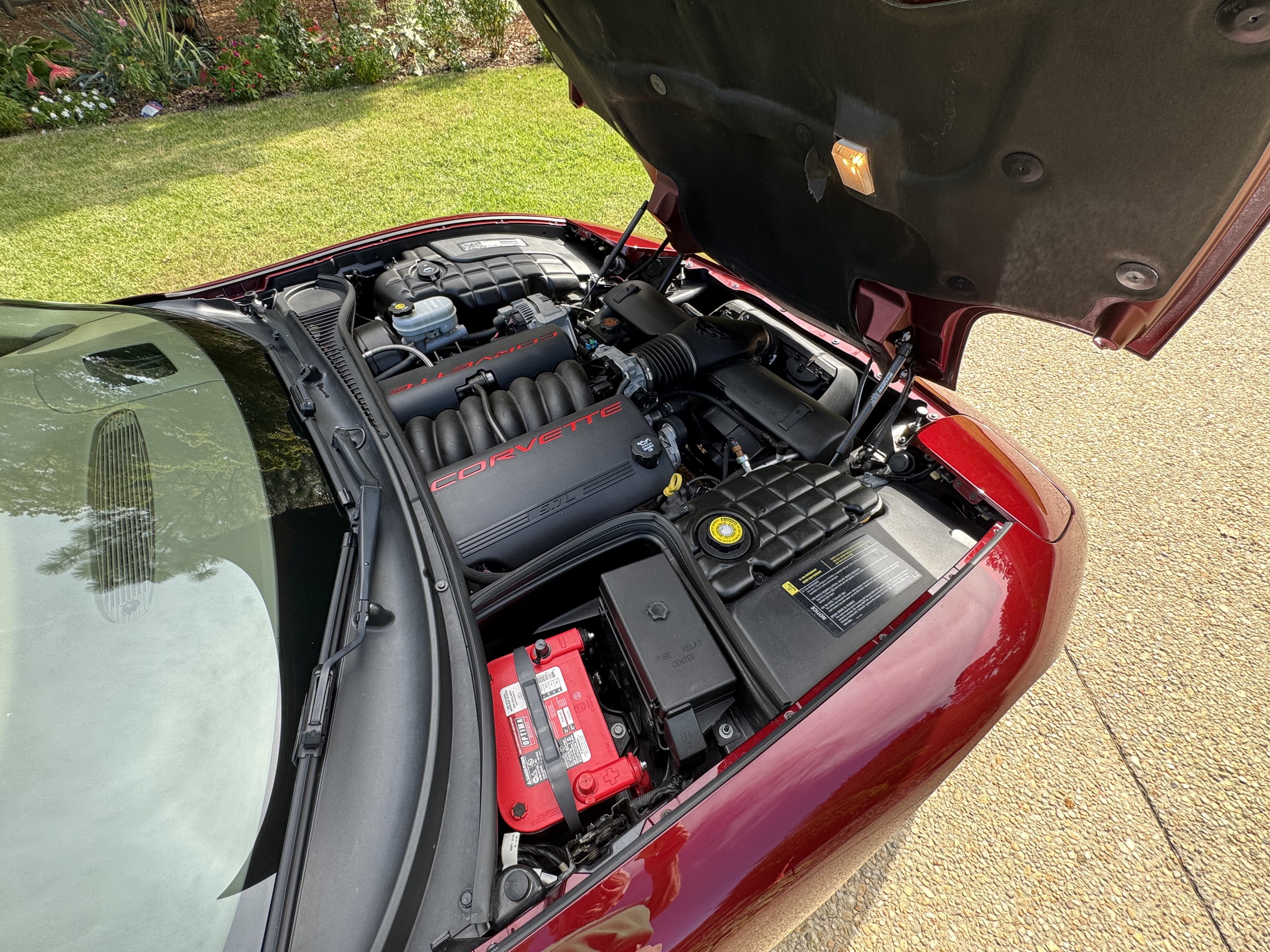 Used 2003 Chevrolet Corvette Coupe w/ Preferred Equipment Group RWD image 11
