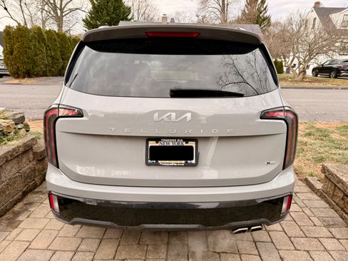 Used 2024 Kia Telluride EX X-Line image 8
