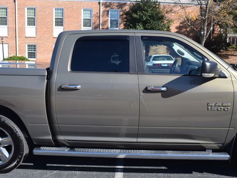 Used 2015 RAM 1500 Big Horn RWD image 5