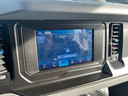 Used 2021 Ford Bronco Black Diamond w/ Sasquatch Package image 14