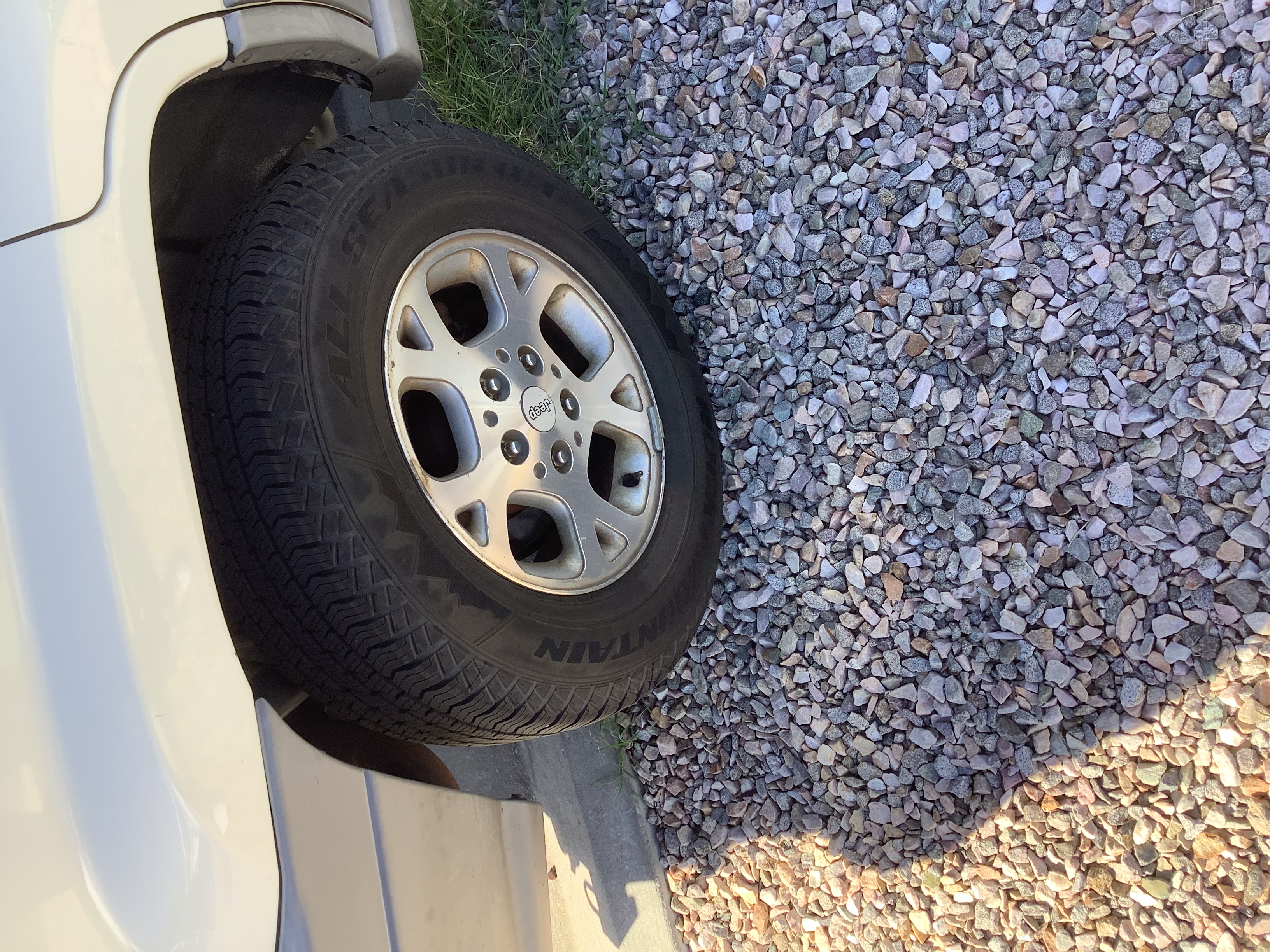 Used 1999 Jeep Grand Cherokee Laredo AWD/4WD image 8