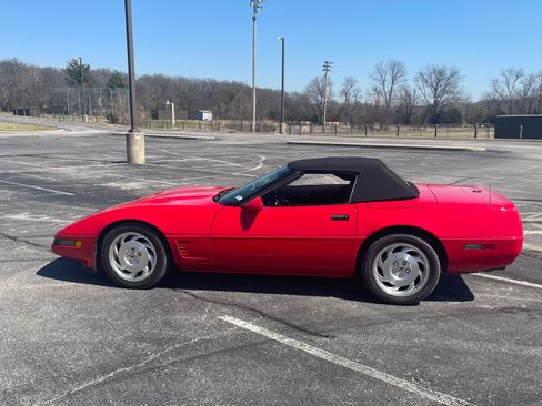 Used 1995 Chevrolet Corvette Convertible image 4