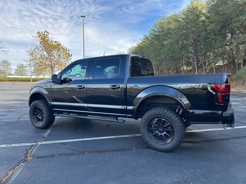 Used 2018 Ford F150 XLT w/ Equipment Group 302A Luxury image 12