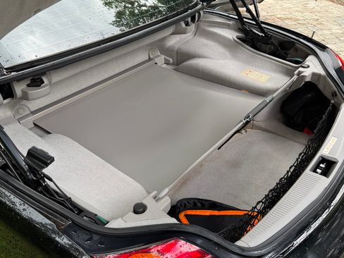 Used 2004 Lexus SC 430 Convertible RWD image 4